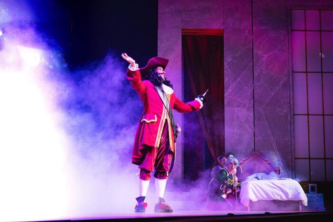 PHOTOS: No te pierdas las nuevas imágenes de escena de CHRISTMAS DREAMS  Image