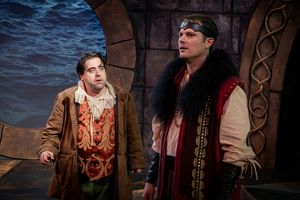 Cody Swanson as BILBO and Danny Simpson as THORIN Photo