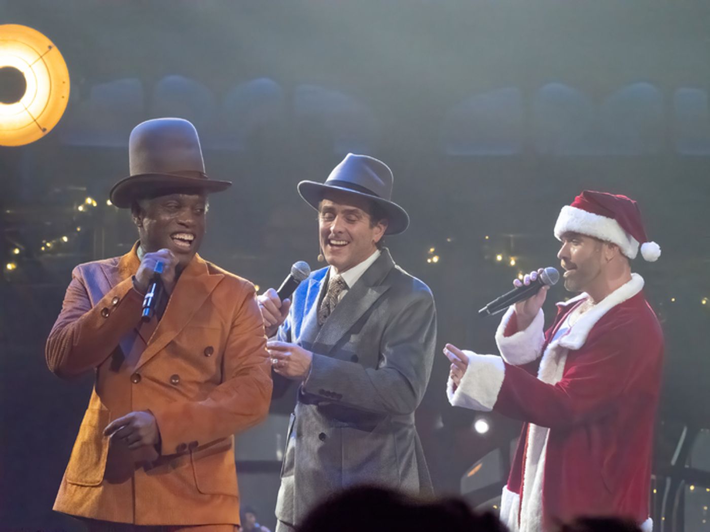 Photos: Opening Night of TINSELCOLOR: HOLIDAY SOUNDTRACKS LIVE At CineVita  Image