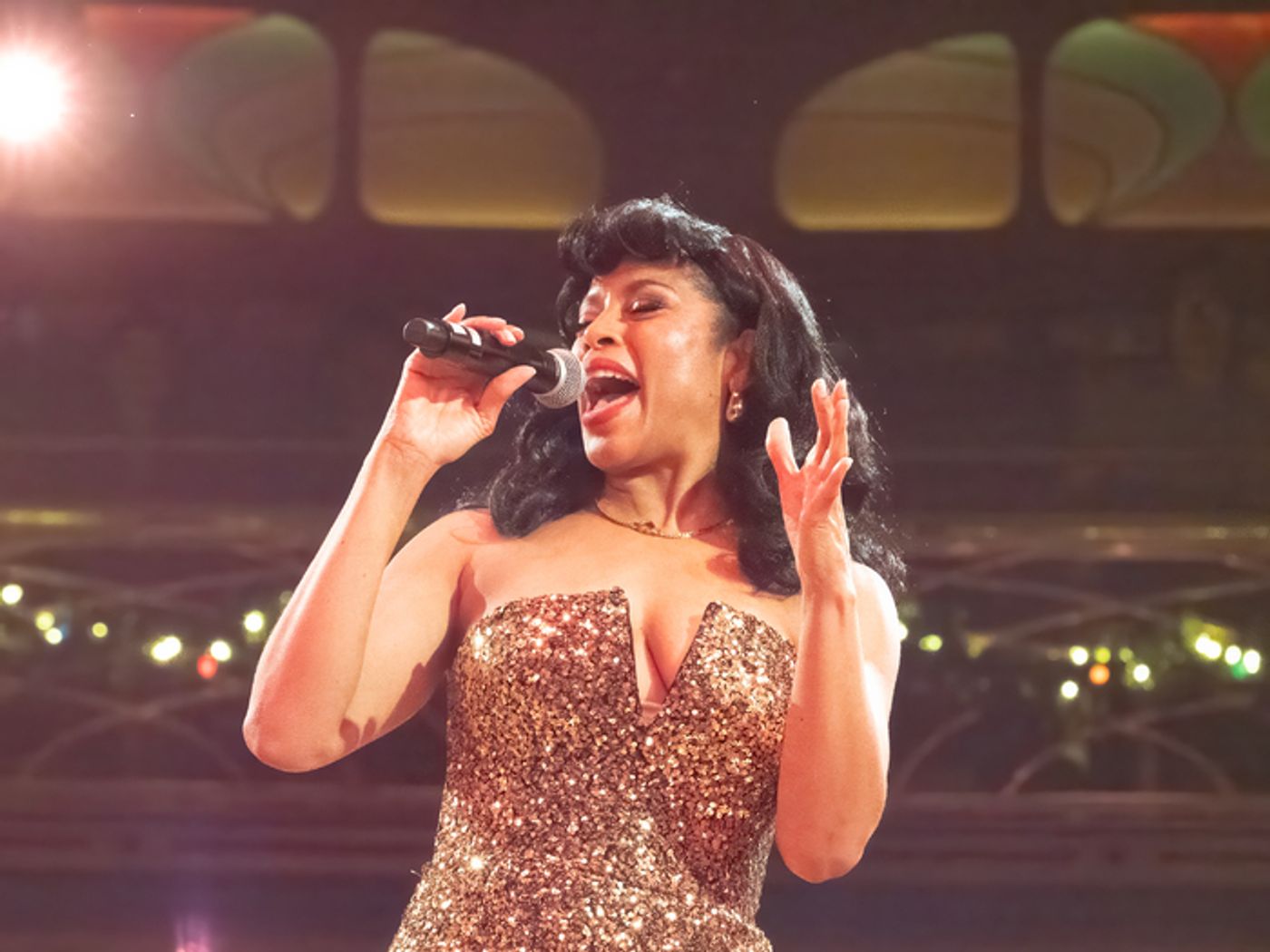 Photos: Opening Night of TINSELCOLOR: HOLIDAY SOUNDTRACKS LIVE At CineVita  Image