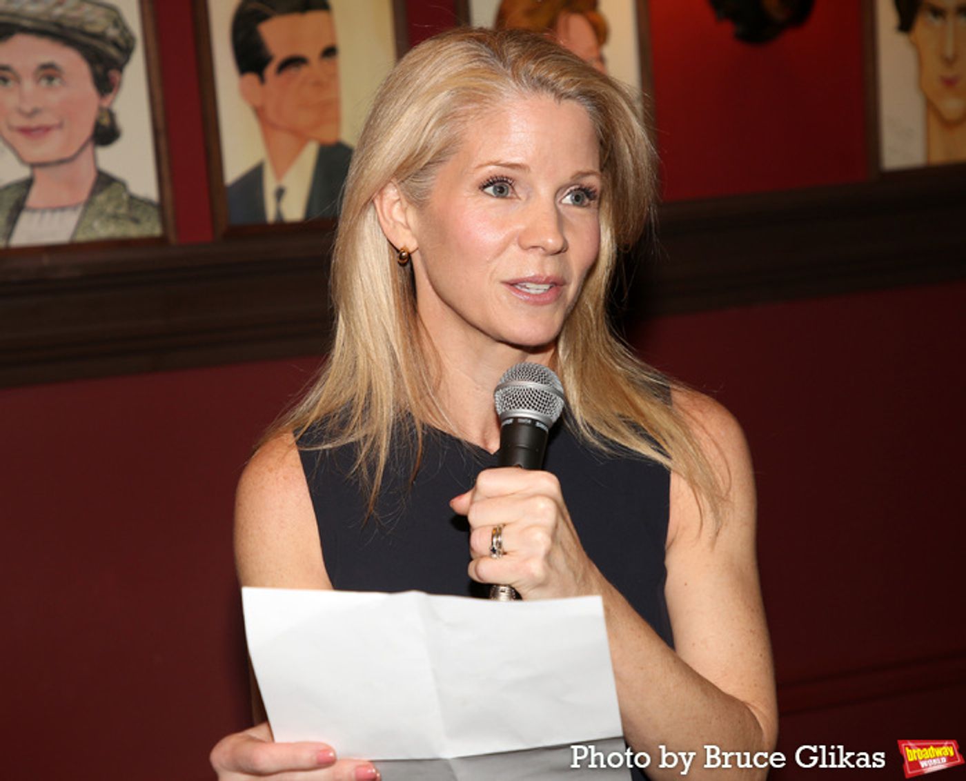 Photos: Scott Elllis Receives Portrait at Sardi's  Image