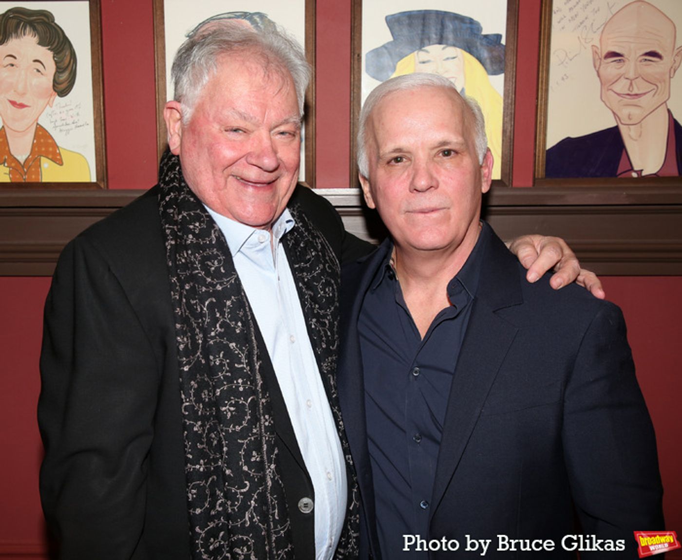 Photos: Scott Elllis Receives Portrait at Sardi's  Image