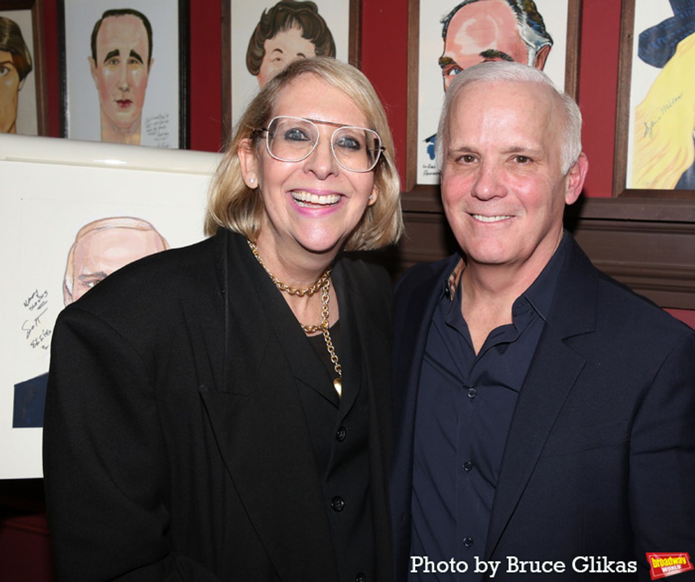 Photos: Scott Elllis Receives Portrait at Sardi's  Image