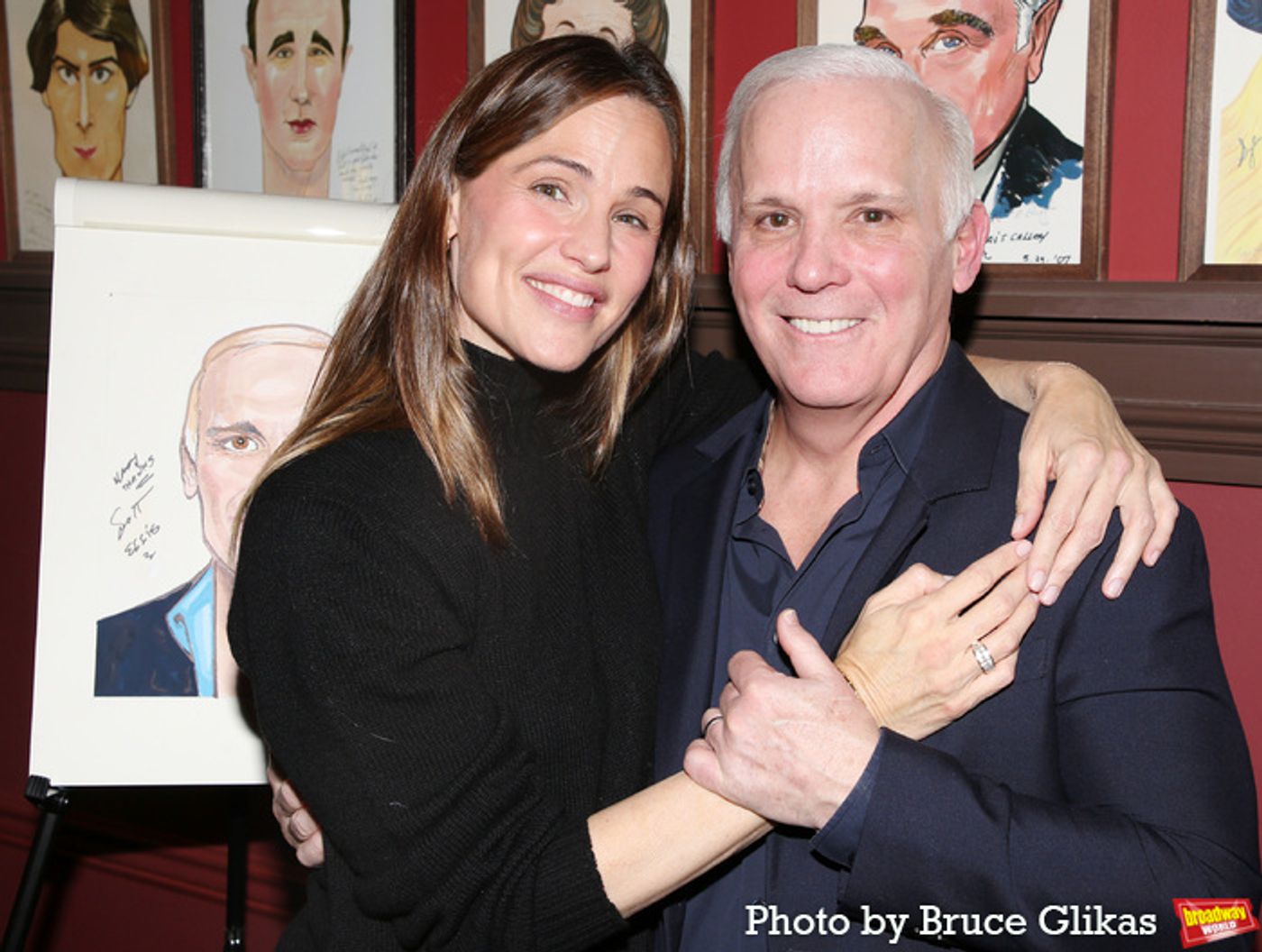 Photos: Scott Elllis Receives Portrait at Sardi's  Image