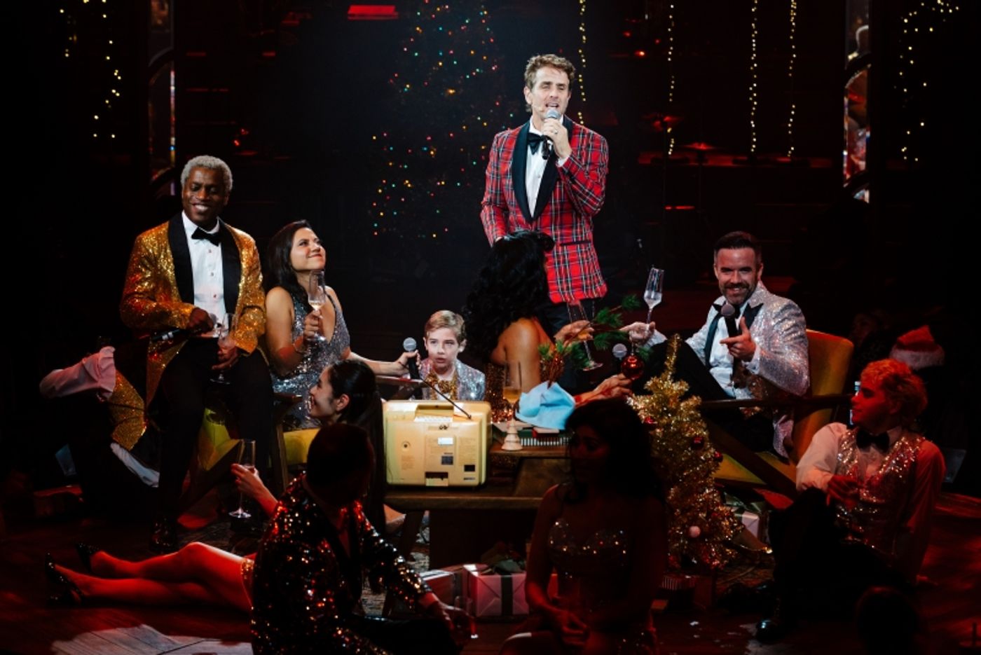 Review: TINSELCOLOR: HOLIDAY SOUNDTRACKS LIVE at CineVita Image