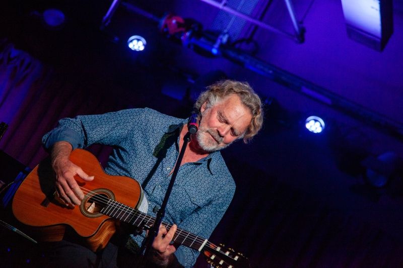 Review: JOHN SCHNEIDER Has Hits And Misses at The Green Room 42 Image