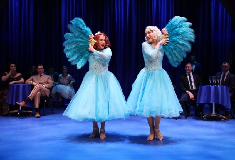 Pedro and Kreuzer sing “Sisters”