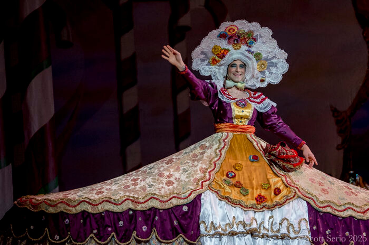 Review: Philadelphia Ballet's Holiday Staple The Nutcracker Returns to the Academy of Music Review: Philadelphia Ballet's Holiday Staple The Nutcracker Returns to the Academy of Music Image