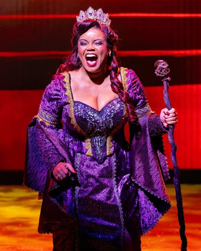 Photos: Laguna Playhouse's A SNOW WHITE CHRISTMAS  Image