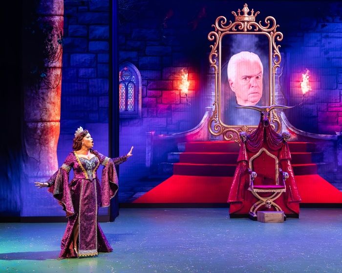 Photos: Laguna Playhouse's A SNOW WHITE CHRISTMAS Photos: Laguna Playhouse's A SNOW WHITE CHRISTMAS Image