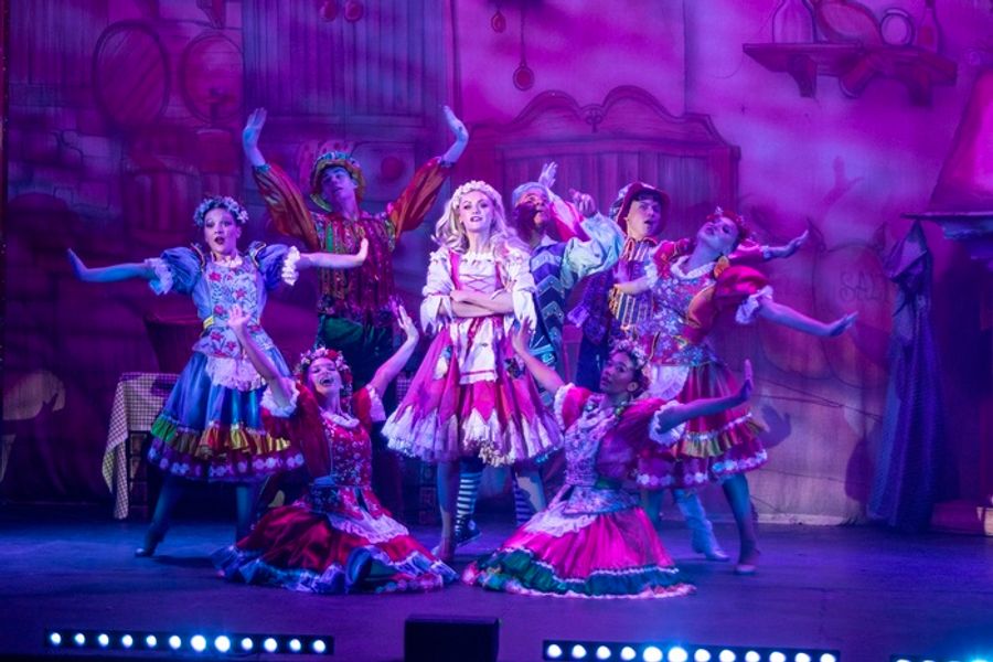 Photos: CINDERELLA at the Epstein Theatre Image