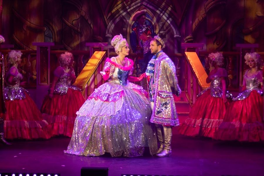 Photos: CINDERELLA at the Epstein Theatre Image