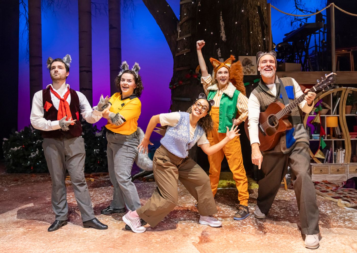 Photos: NO SUCH THING AS WOLVES at Birmingham Hippodrome  Image