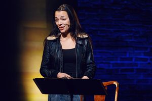 Midori Francis @ BroadwayWorld Midori Francis Photo