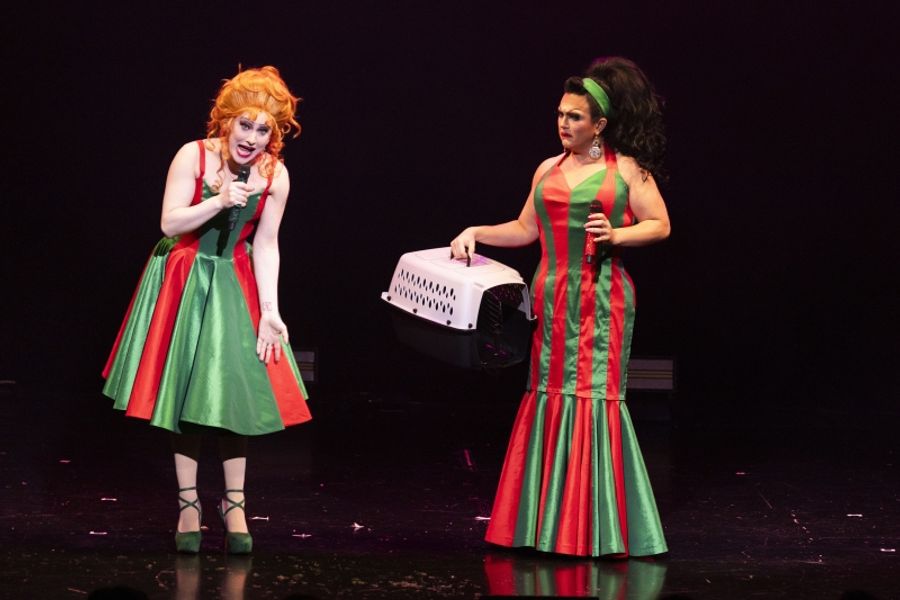 Review: THE JINKX & DELA HOLIDAY SHOW at The Kings Theater Is Unhinged & Joyful Image