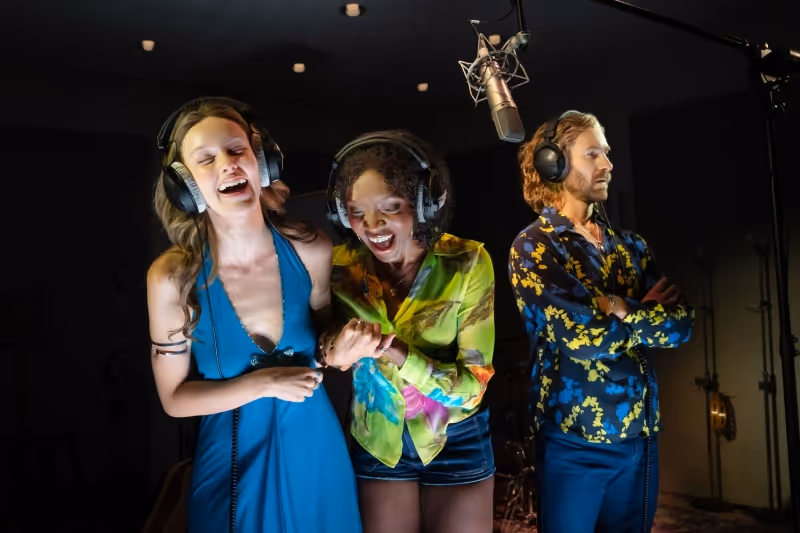 Interview: Claire DeJean of STEREOPHONIC at Hollywood Pantages Theatre Image