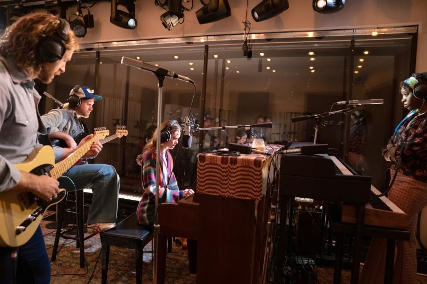 Interview: Claire DeJean of STEREOPHONIC at Hollywood Pantages Theatre  Image