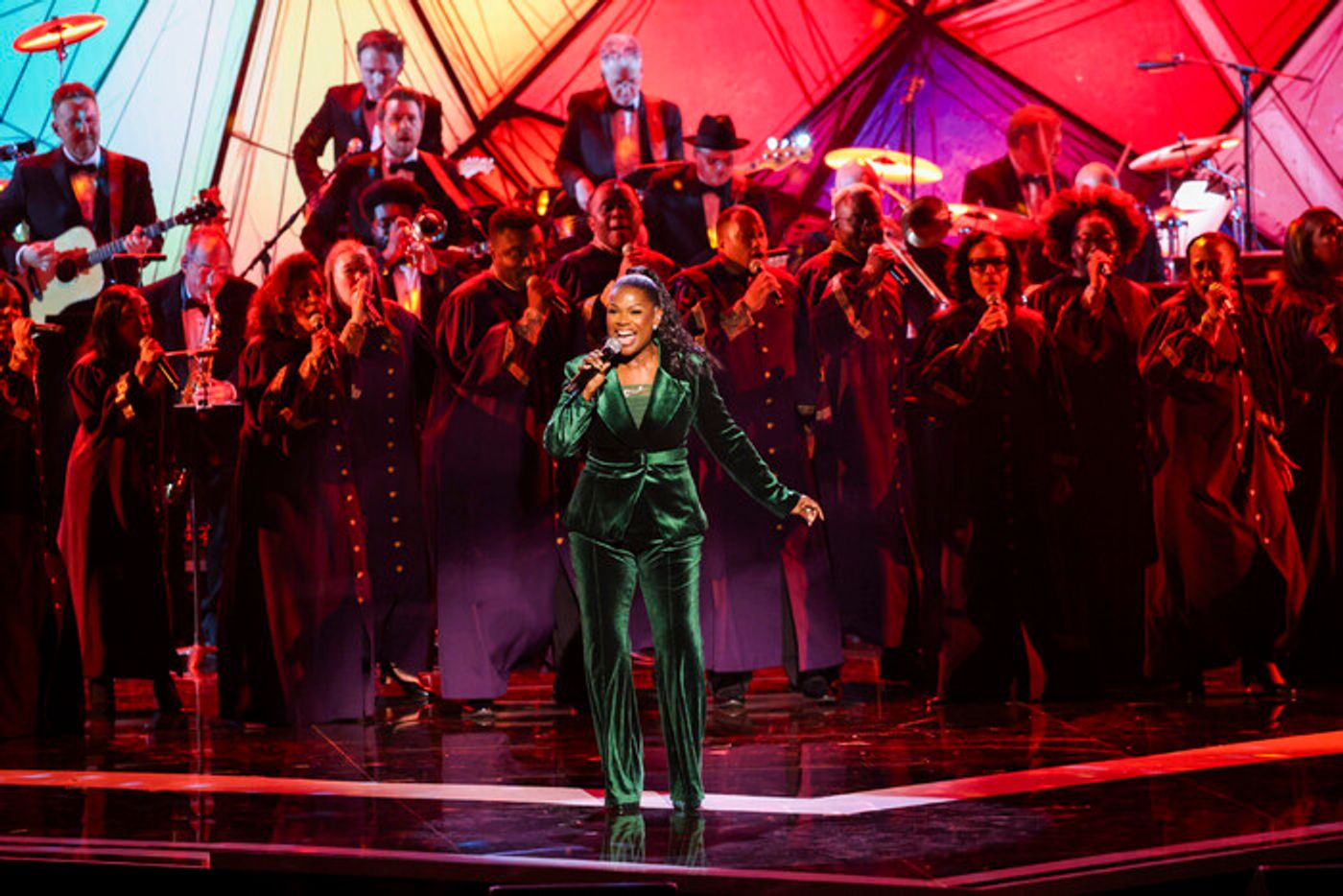 Photos: Laura Osnes, Michael Crawford & More at the 2025 Kennedy Center Honors Photos: Laura Osnes, Michael Crawford & More at the 2025 Kennedy Center Honors Image