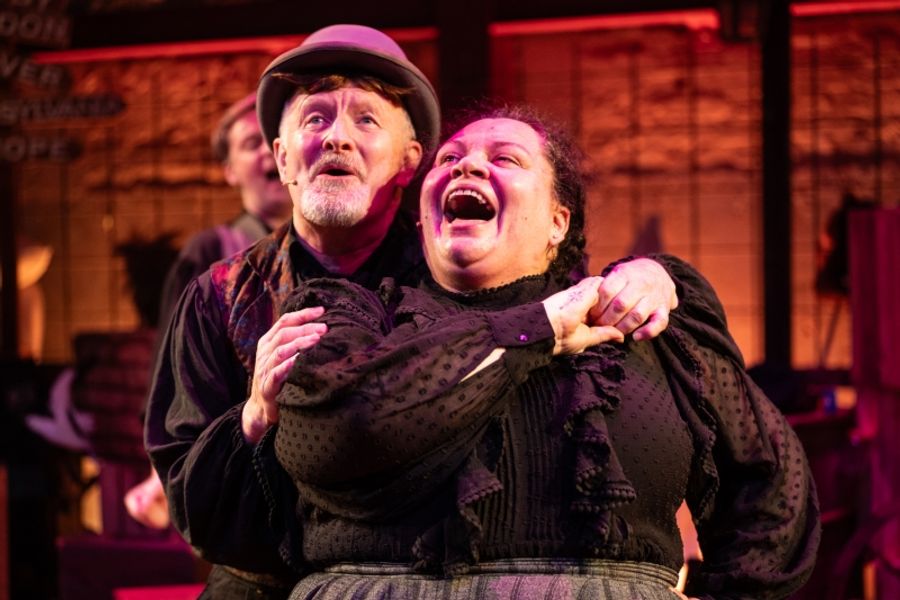 Review: DRACAPELLA, Park Theatre Image