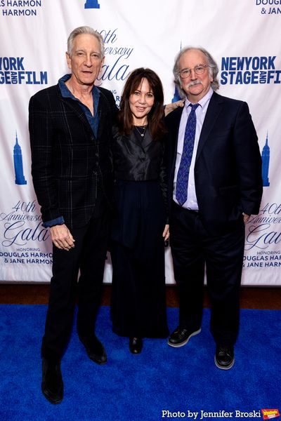 Max Mayer, Leslie Urdang, Mark Linn-Baker Photo