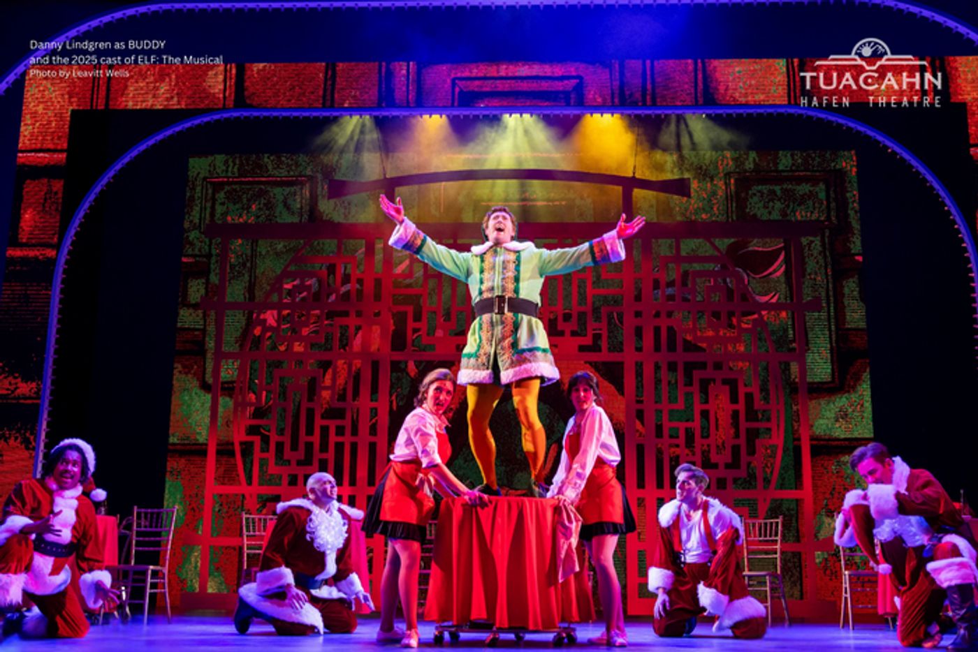 Photos/Video: ELF THE MUSICAL at Tuacahn's Indoor Hafen Theatre Photos/Video: ELF THE MUSICAL at Tuacahn's Indoor Hafen Theatre Image