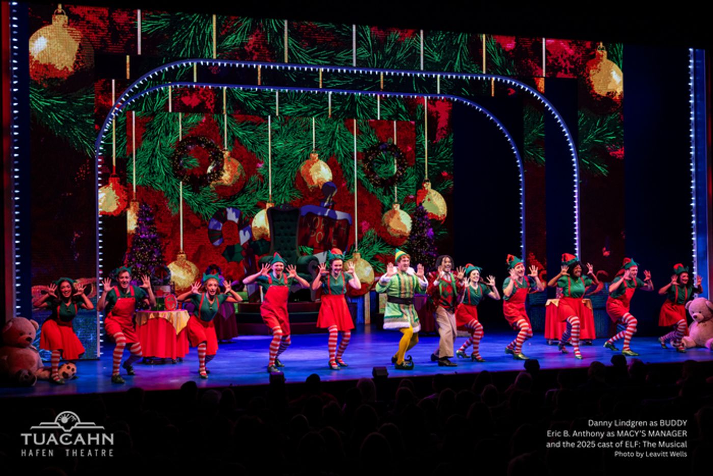 Photos/Video: ELF THE MUSICAL at Tuacahn's Indoor Hafen Theatre Photos/Video: ELF THE MUSICAL at Tuacahn's Indoor Hafen Theatre Image