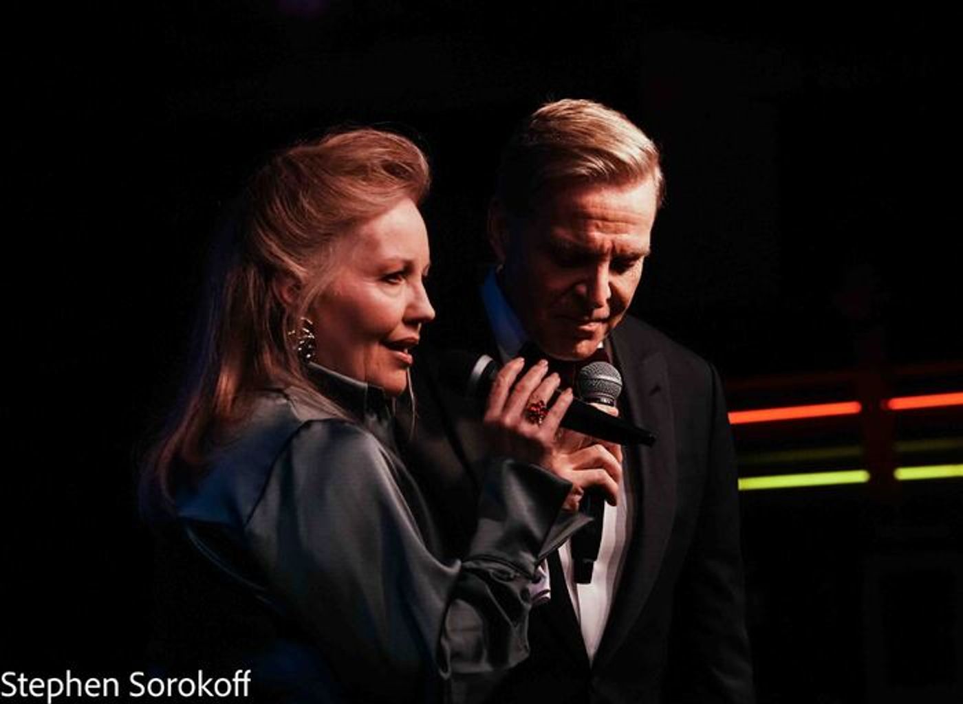 Review: 'WE LOVE THE WINTER WEATHER - An Excellent Weather Outlook at Birdland  Image