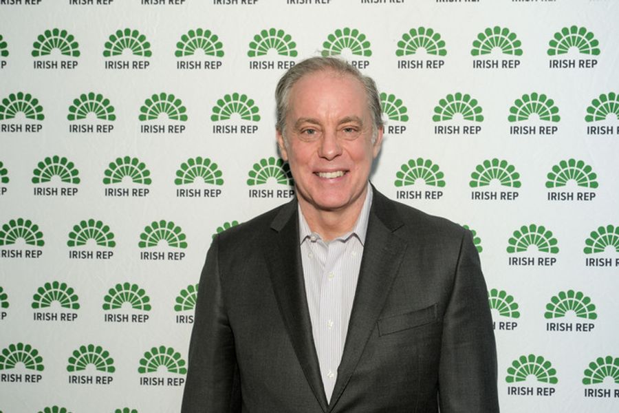 Photos: IT'S A WONDERFUL LIFE Celebrates Opening Night at Irish Rep Image