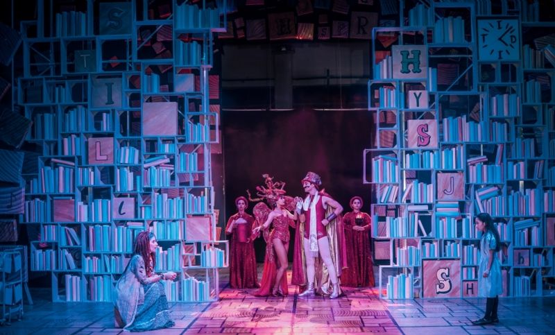 Review: MATILDA al TEATRO SISTINA Review: MATILDA al TEATRO SISTINA Image