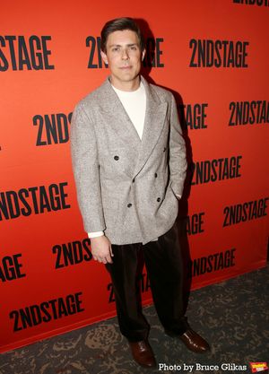 Chris Lowell Photo