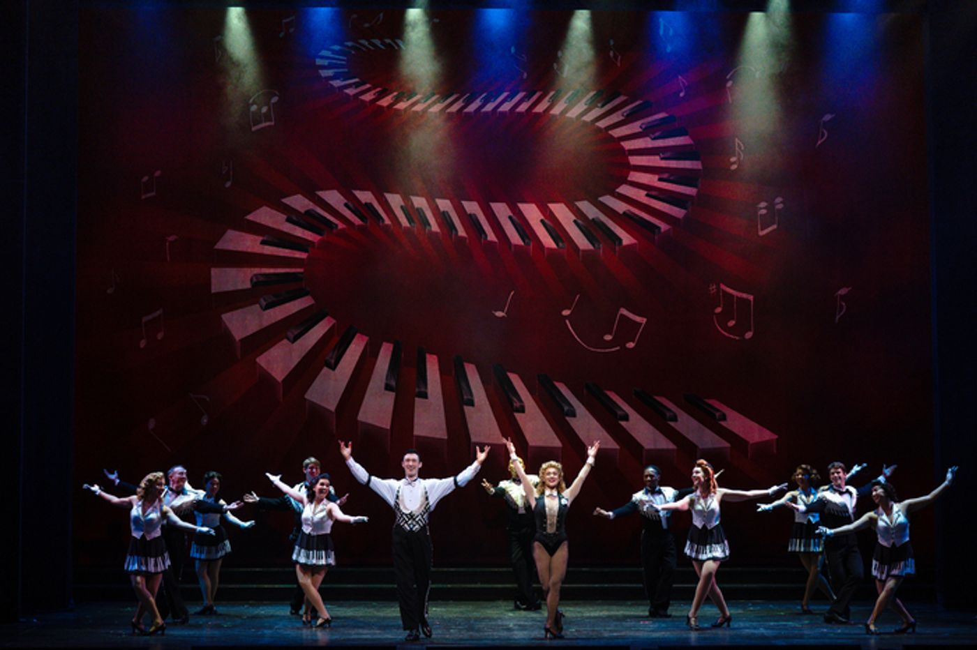 Photos: IRVING BERLIN’S WHITE CHRISTMAS Returns To Theatre Under The Stars  Image