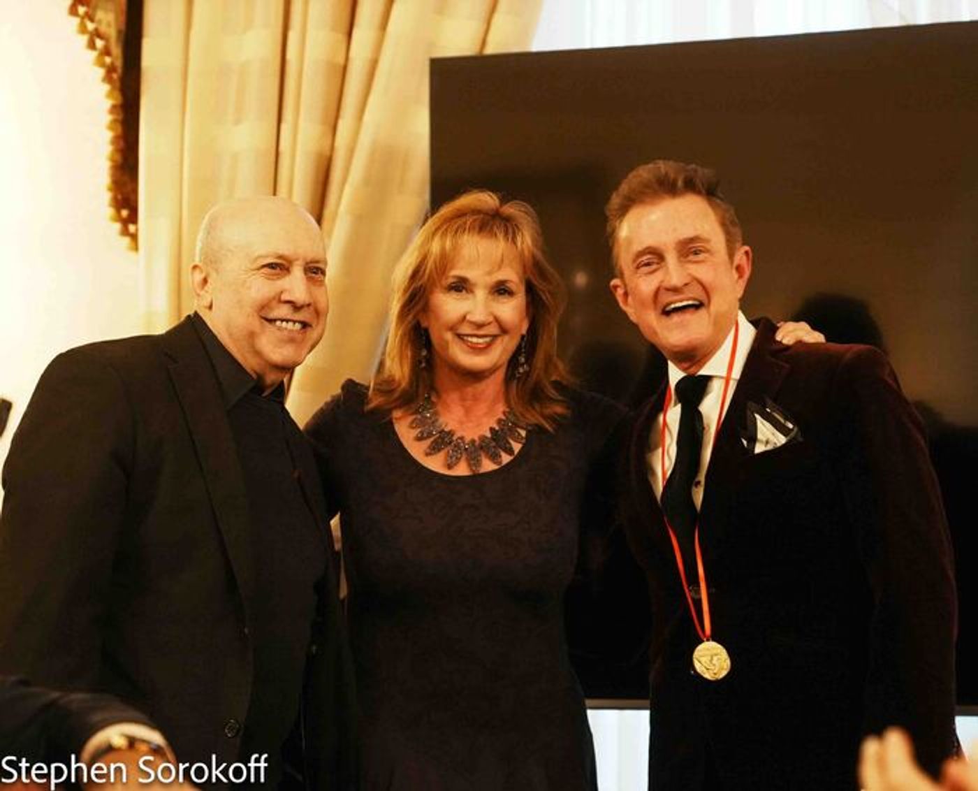 Review: A De-Lovely Afternoon at the Dutch Treat Club  Image