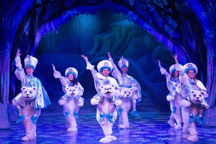Photos: CINDERELLA Pantomime at the Richmond Theatre — photo 2 of 19