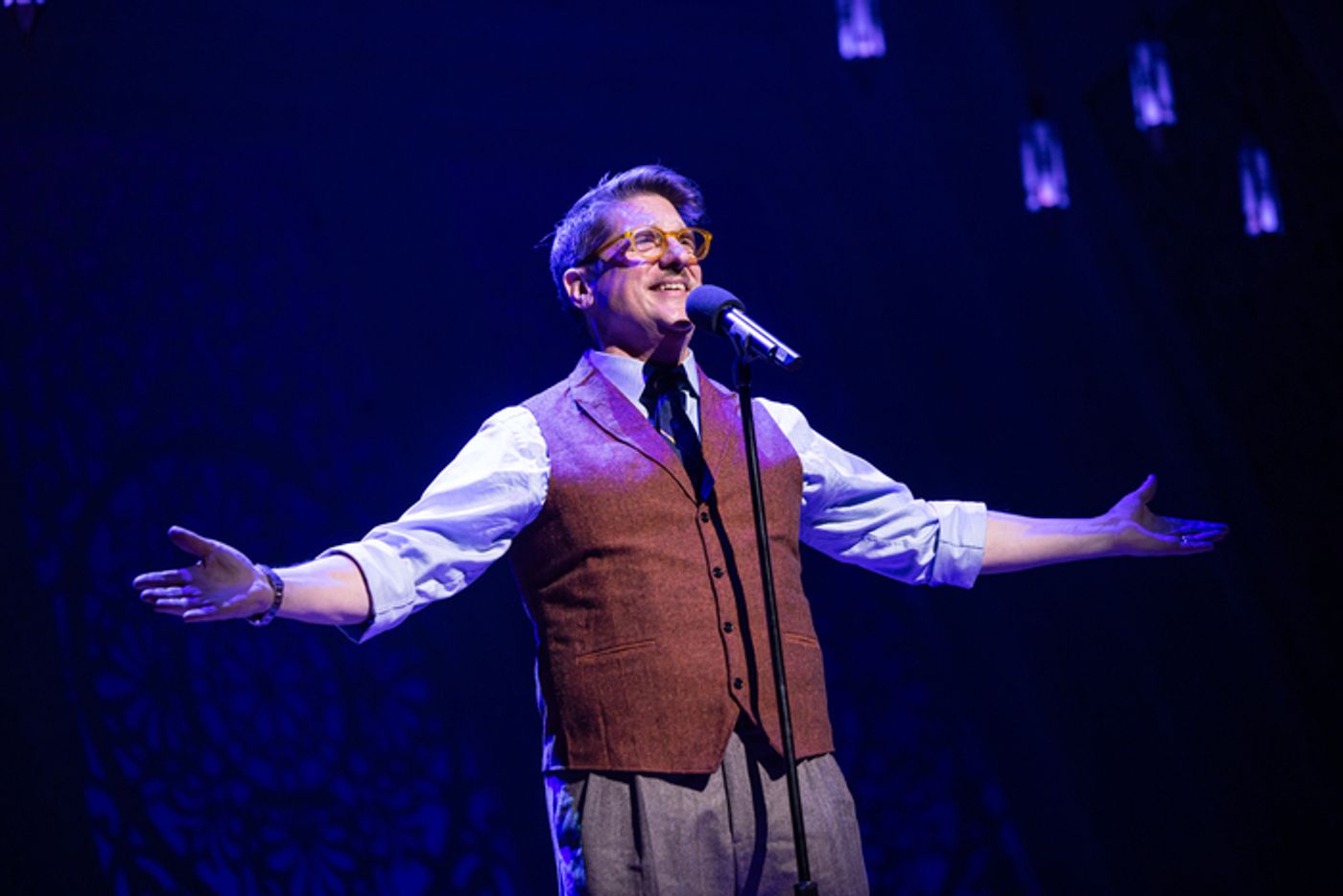 Photos: Red Bucket Follies Raises Record $7,344,304 for Broadway Cares  Image