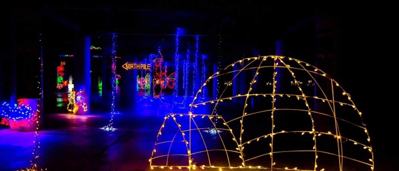 Feature: 25 Years Of Merry & Bright: GLITTERING LIGHTS Returns  Image