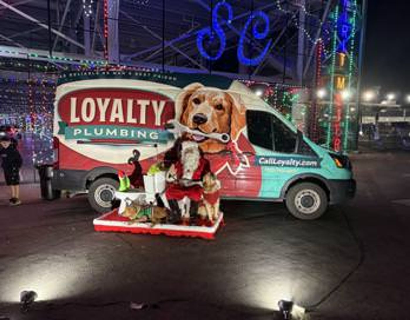 Feature: 25 Years Of Merry & Bright: GLITTERING LIGHTS Returns Feature: 25 Years Of Merry & Bright: GLITTERING LIGHTS Returns Image