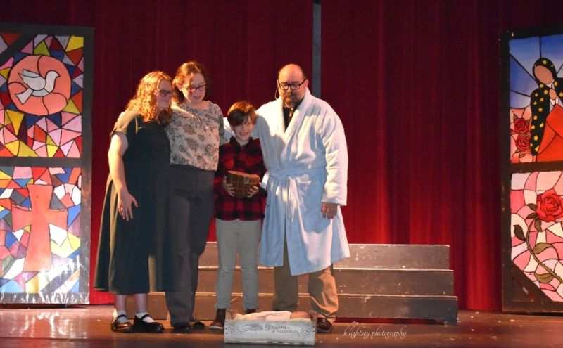 Review: THE BEST CHRISTMAS PAGEANT EVER at The Pocket Community Theatre in Hot Springs Review: THE BEST CHRISTMAS PAGEANT EVER at The Pocket Community Theatre in Hot Springs Image