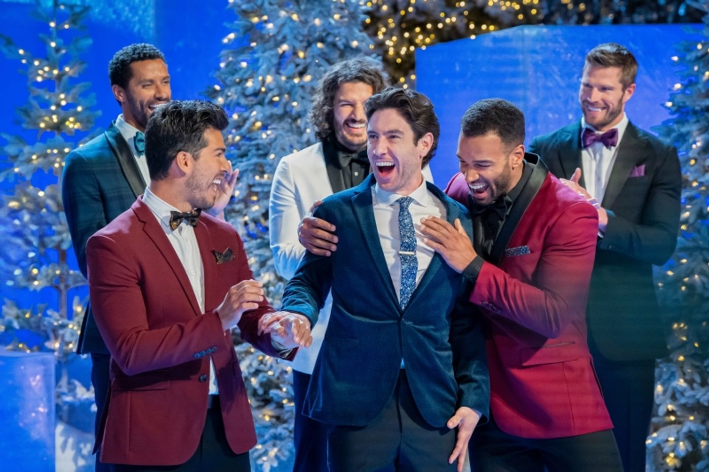 Interview: Robbie Simpson of FINDING MR. CHRISTMAS at Hallmark  Image