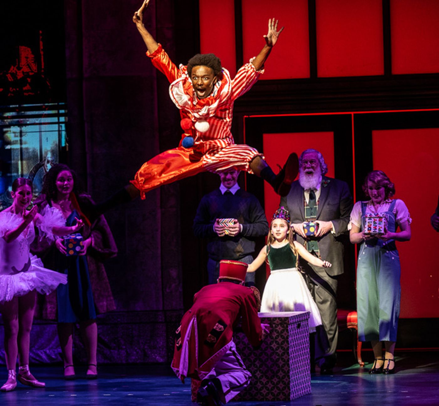 Photos: Meredeth Willson’s MIRACLE ON 34TH STREET At The Playhouse On Rodney Square Photos: Meredeth Willson’s MIRACLE ON 34TH STREET At The Playhouse On Rodney Square Image