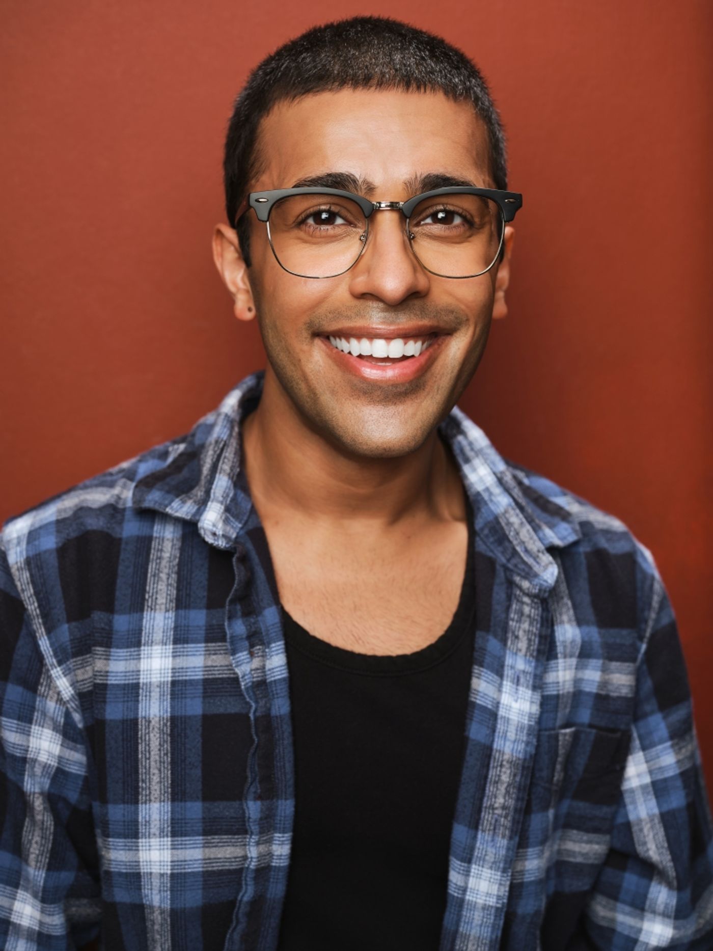Interview: Kabir Gandhi of ELF THE MUSICAL at The Fox Theatre  Image