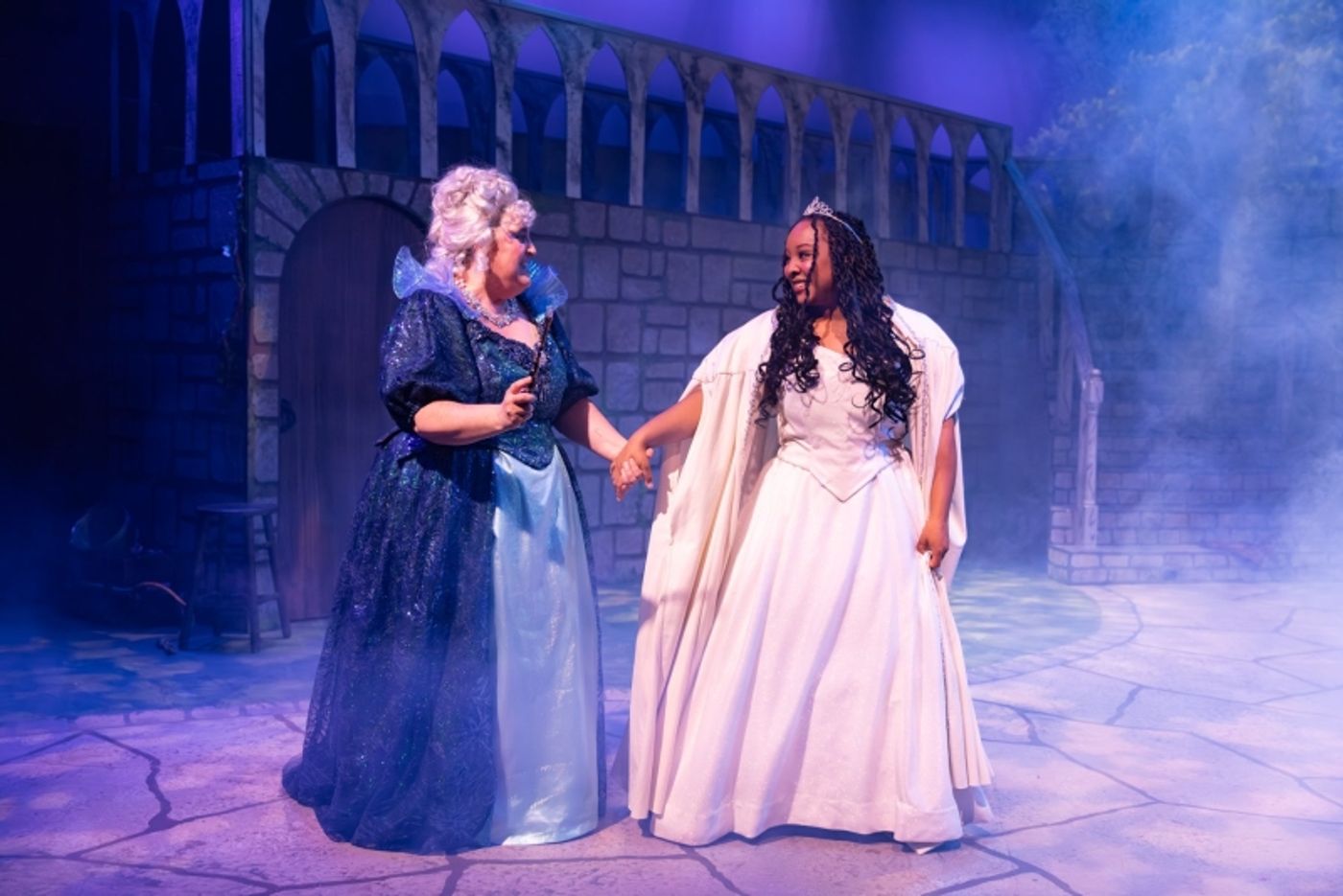 Review: CINDERELLA at Hillbarn Theatre  Image