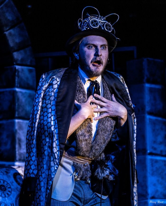 Review: THE DANGEROUS CHRISTMAS OF RED RIDING HOOD at FMCT / The Hjemkomst Center Image