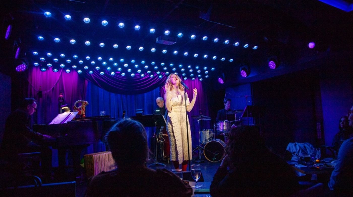 Review: Elizabeth Stanley's LET YOUR HEART BE LIGHT at The Laurie Beechman Theatre Is Playful and Perfect Review: Elizabeth Stanley's LET YOUR HEART BE LIGHT at The Laurie Beechman Theatre Is Playful and Perfect Image