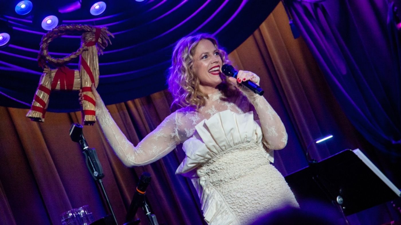 Review: Elizabeth Stanley's LET YOUR HEART BE LIGHT at The Laurie Beechman Theatre Is Playful and Perfect Review: Elizabeth Stanley's LET YOUR HEART BE LIGHT at The Laurie Beechman Theatre Is Playful and Perfect Image