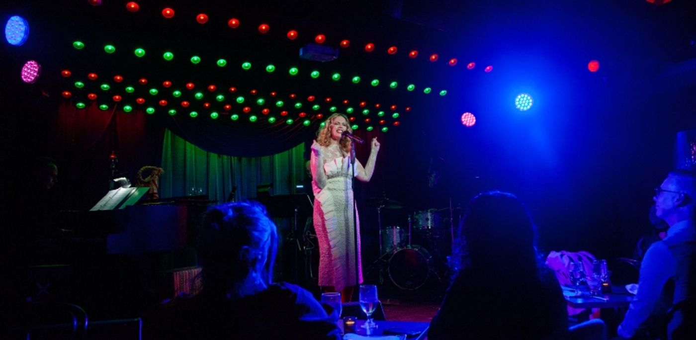 Review: Elizabeth Stanley's LET YOUR HEART BE LIGHT at The Laurie Beechman Theatre Is Playful and Perfect Review: Elizabeth Stanley's LET YOUR HEART BE LIGHT at The Laurie Beechman Theatre Is Playful and Perfect Image