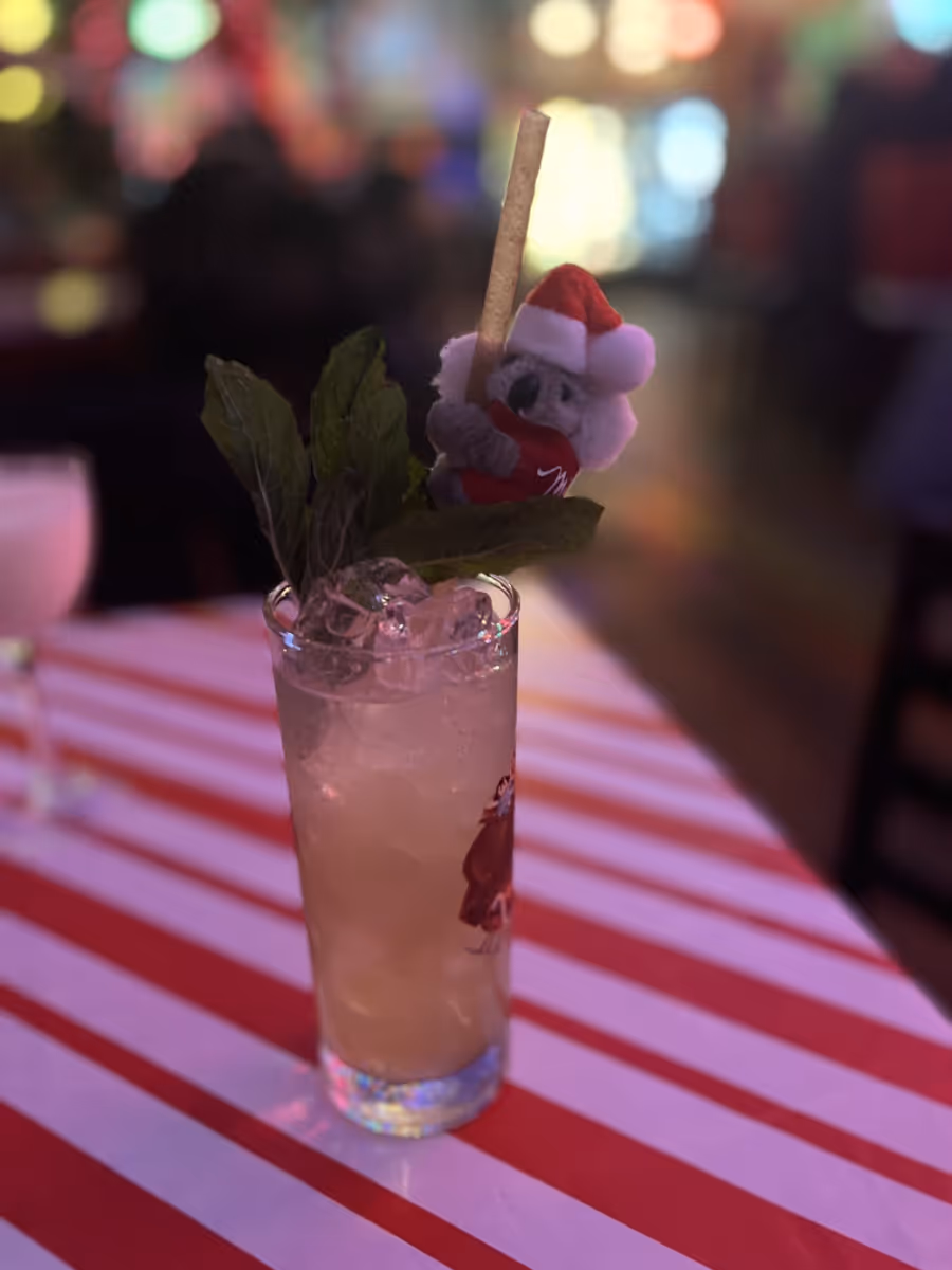 Review: Miracle Cocktail Bar Pops Up At Someday in Brooklyn Image