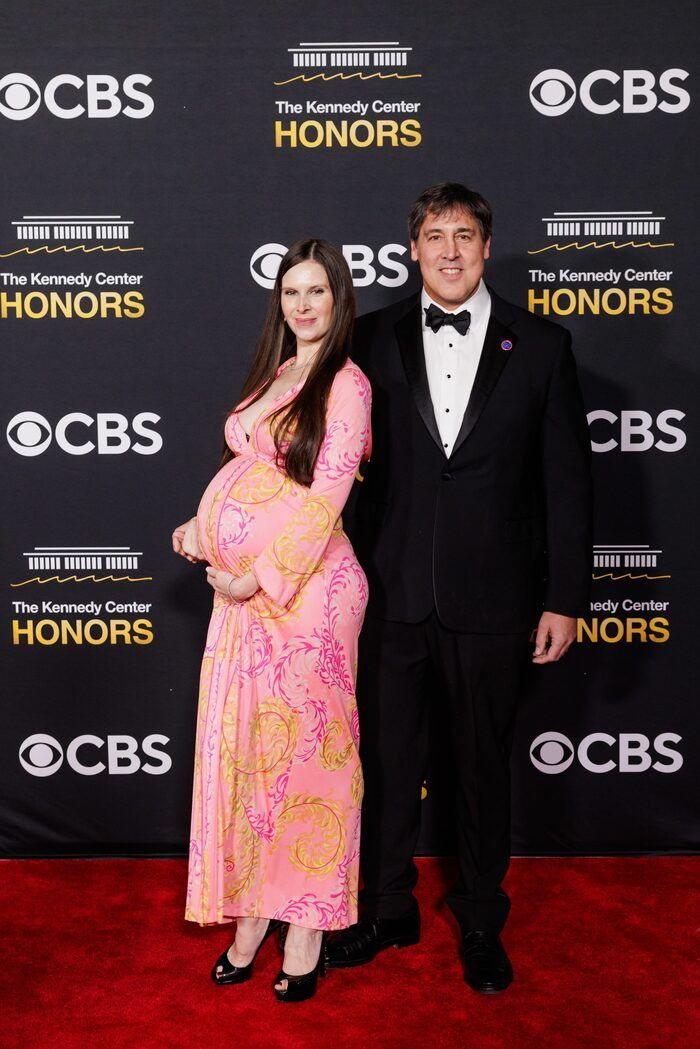 Photo: On the Red Carpet at the 2025 Kennedy Center Honors with Michael Crawford, Laura Osnes & More Photo: On the Red Carpet at the 2025 Kennedy Center Honors with Michael Crawford, Laura Osnes & More Image