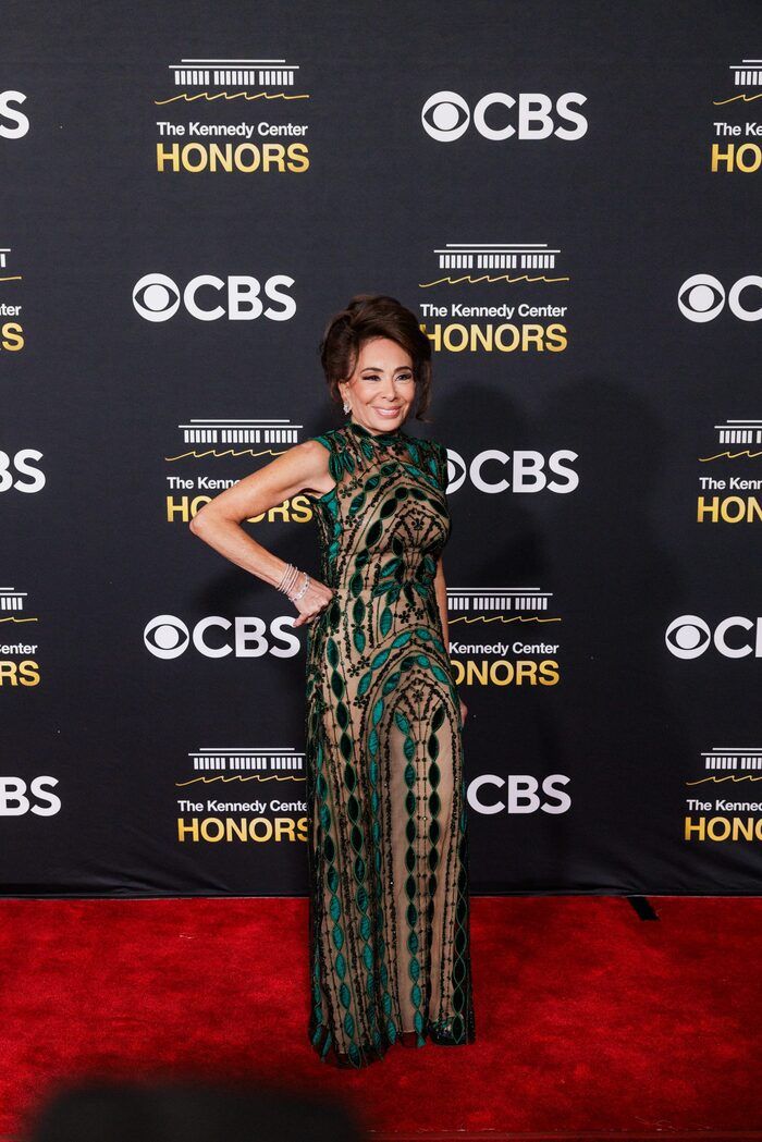 Photo: On the Red Carpet at the 2025 Kennedy Center Honors with Michael Crawford, Laura Osnes & More Photo: On the Red Carpet at the 2025 Kennedy Center Honors with Michael Crawford, Laura Osnes & More Image