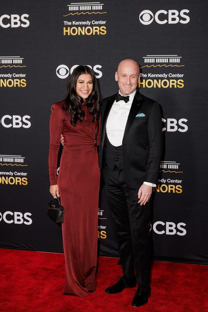 Photo: On the Red Carpet at the 2025 Kennedy Center Honors with Michael Crawford, Laura Osnes & More  Image