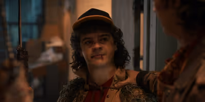 Gaten Matarazzo Photo